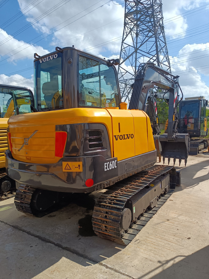 Volvo EC 60 D - Telakaivukone: kuva Volvo EC 60 D - Telakaivukone Volvo EC 60 D - Telakaivukone: kuva Volvo EC 60 D - Telakaivukone