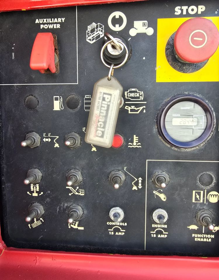 Genie - Puomilava: kuva Genie - Puomilava Genie - Puomilava: kuva Genie - Puomilava