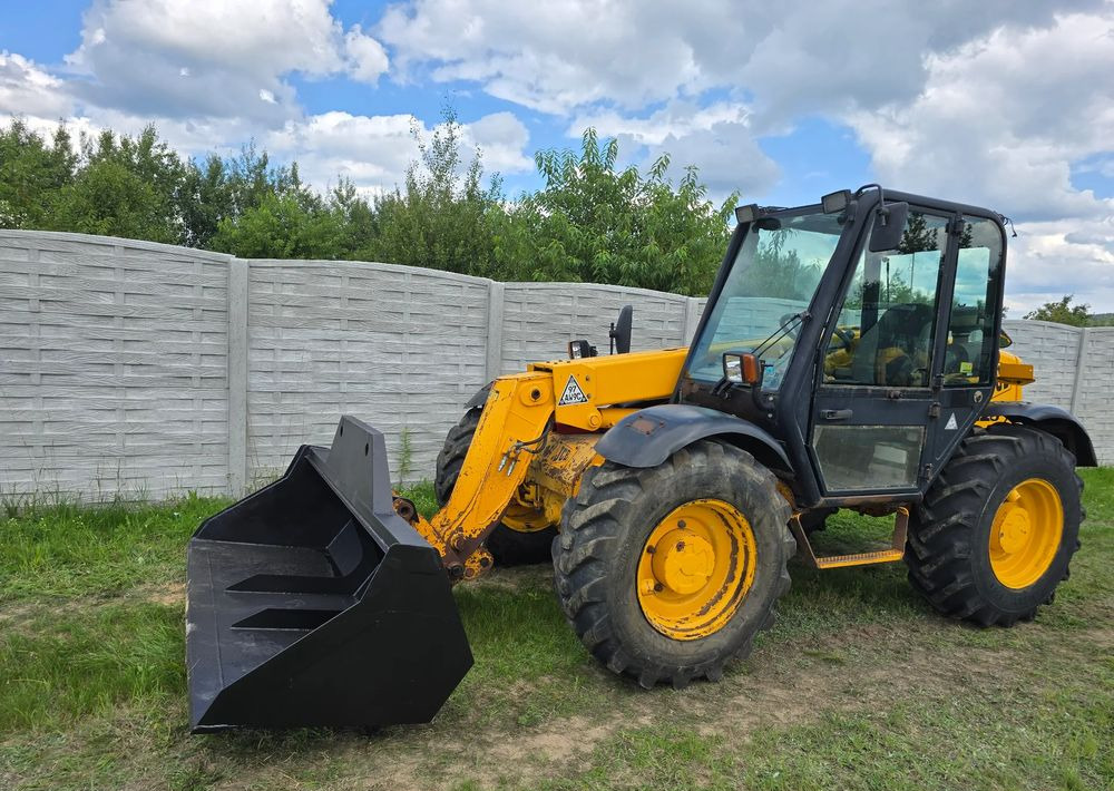 JCB - Kurottaja: kuva JCB - Kurottaja JCB - Kurottaja: kuva JCB - Kurottaja