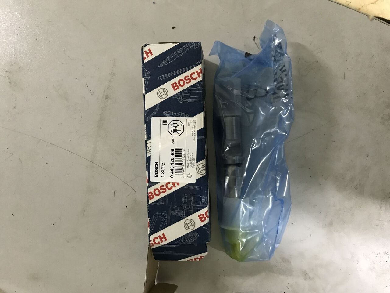 Bosch 2018 0445120168 CARGO truck - Injektori - Kuorma-auto: kuva Bosch 2018 0445120168 CARGO truck - Injektori - Kuorma-auto Bosch 2018 0445120168 CARGO truck - Injektori - Kuorma-auto: kuva Bosch 2018 0445120168 CARGO truck - Injektori - Kuorma-auto