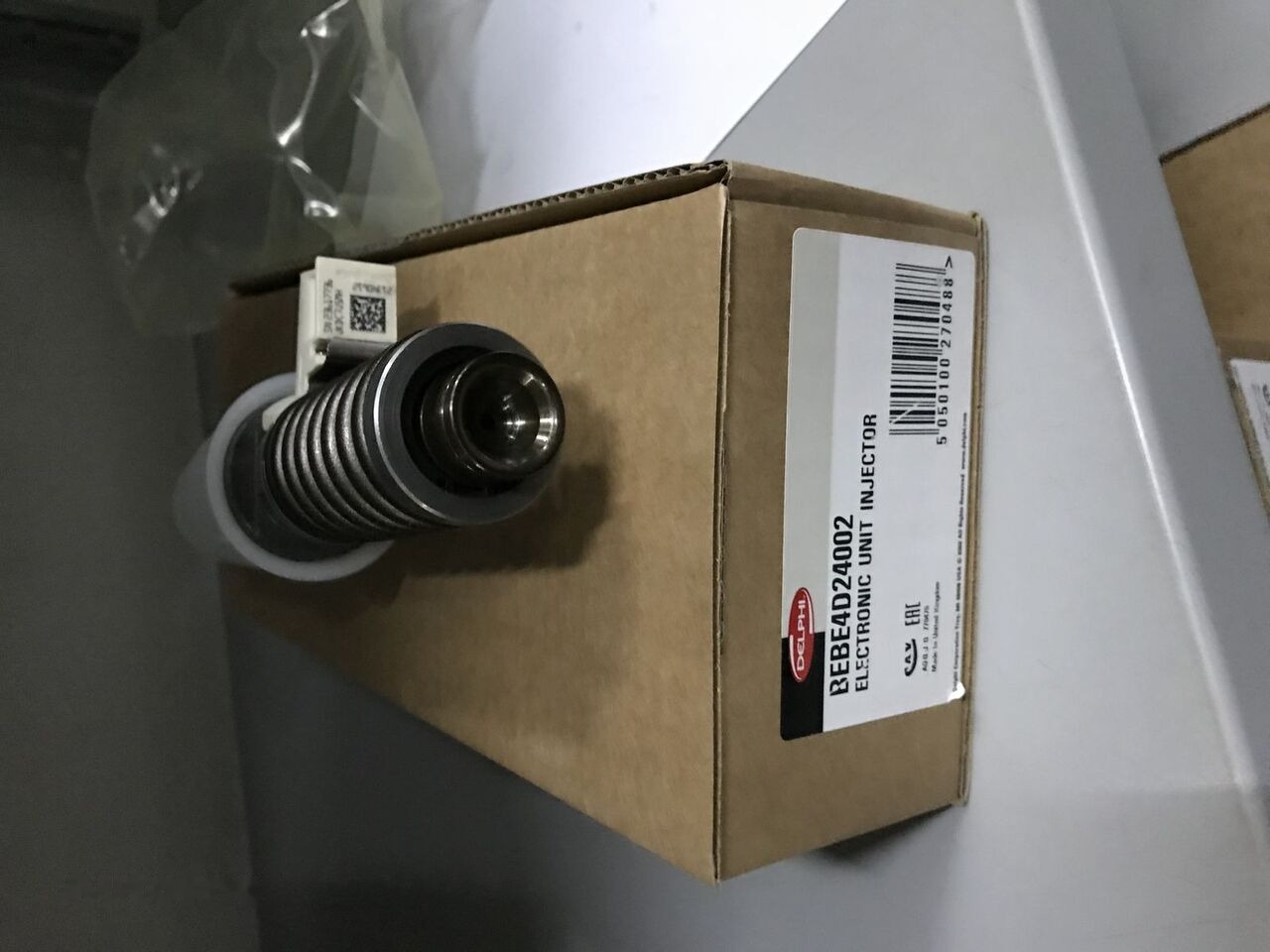 Delphi 2018 BEBE4D24002   Volvo RENAULT-VOLVO truck - Injektori - Kuorma-auto: kuva  Delphi 2018 BEBE4D24002   Volvo RENAULT-VOLVO truck - Injektori - Kuorma-auto Delphi 2018 BEBE4D24002   Volvo RENAULT-VOLVO truck - Injektori - Kuorma-auto: kuva  Delphi 2018 BEBE4D24002   Volvo RENAULT-VOLVO truck - Injektori - Kuorma-auto