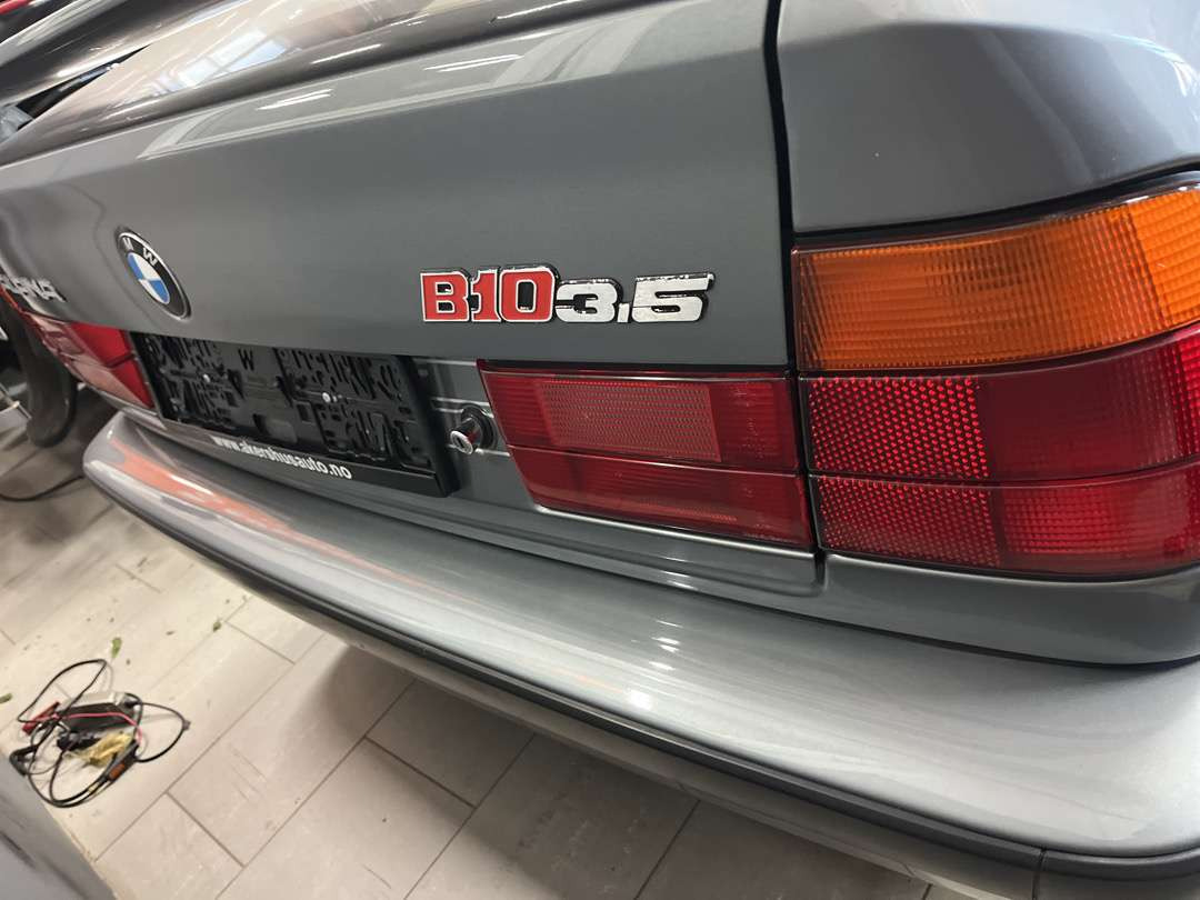 1992 BMW Alpina B10 3,5 - ny minstepris - Henkilöauto: kuva 1992 BMW Alpina B10 3,5 - ny minstepris - Henkilöauto 1992 BMW Alpina B10 3,5 - ny minstepris - Henkilöauto: kuva 1992 BMW Alpina B10 3,5 - ny minstepris - Henkilöauto