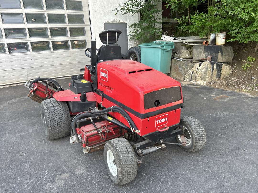 2006 sittegressklipper til golfbane - Ruohonleikkuri: kuva  2006 sittegressklipper til golfbane - Ruohonleikkuri 2006 sittegressklipper til golfbane - Ruohonleikkuri: kuva  2006 sittegressklipper til golfbane - Ruohonleikkuri