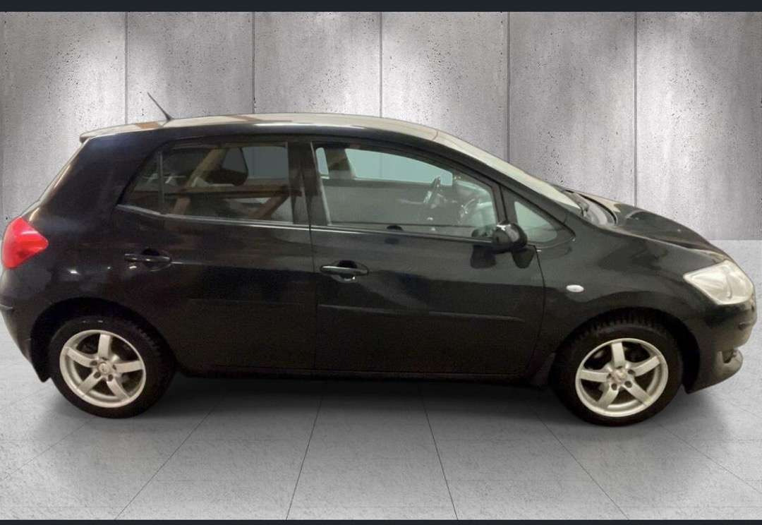 2007 Toyota Auris - Henkilöauto: kuva 2007 Toyota Auris - Henkilöauto 2007 Toyota Auris - Henkilöauto: kuva 2007 Toyota Auris - Henkilöauto