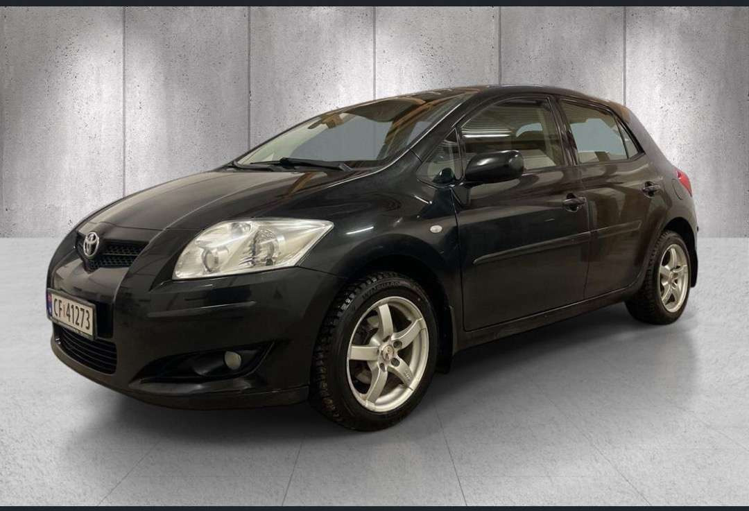 2007 Toyota Auris - Henkilöauto: kuva 2007 Toyota Auris - Henkilöauto 2007 Toyota Auris - Henkilöauto: kuva 2007 Toyota Auris - Henkilöauto