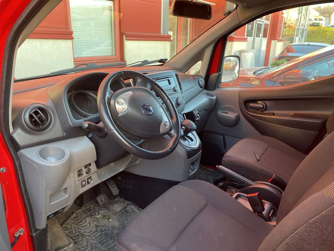 2017 Varebil Nissan NV200 (EU-GODKJENT) - Pieni pakettiauto, Sähköpakettiauto: kuva 2017 Varebil Nissan NV200 (EU-GODKJENT) - Pieni pakettiauto, Sähköpakettiauto 2017 Varebil Nissan NV200 (EU-GODKJENT) - Pieni pakettiauto, Sähköpakettiauto: kuva 2017 Varebil Nissan NV200 (EU-GODKJENT) - Pieni pakettiauto, Sähköpakettiauto