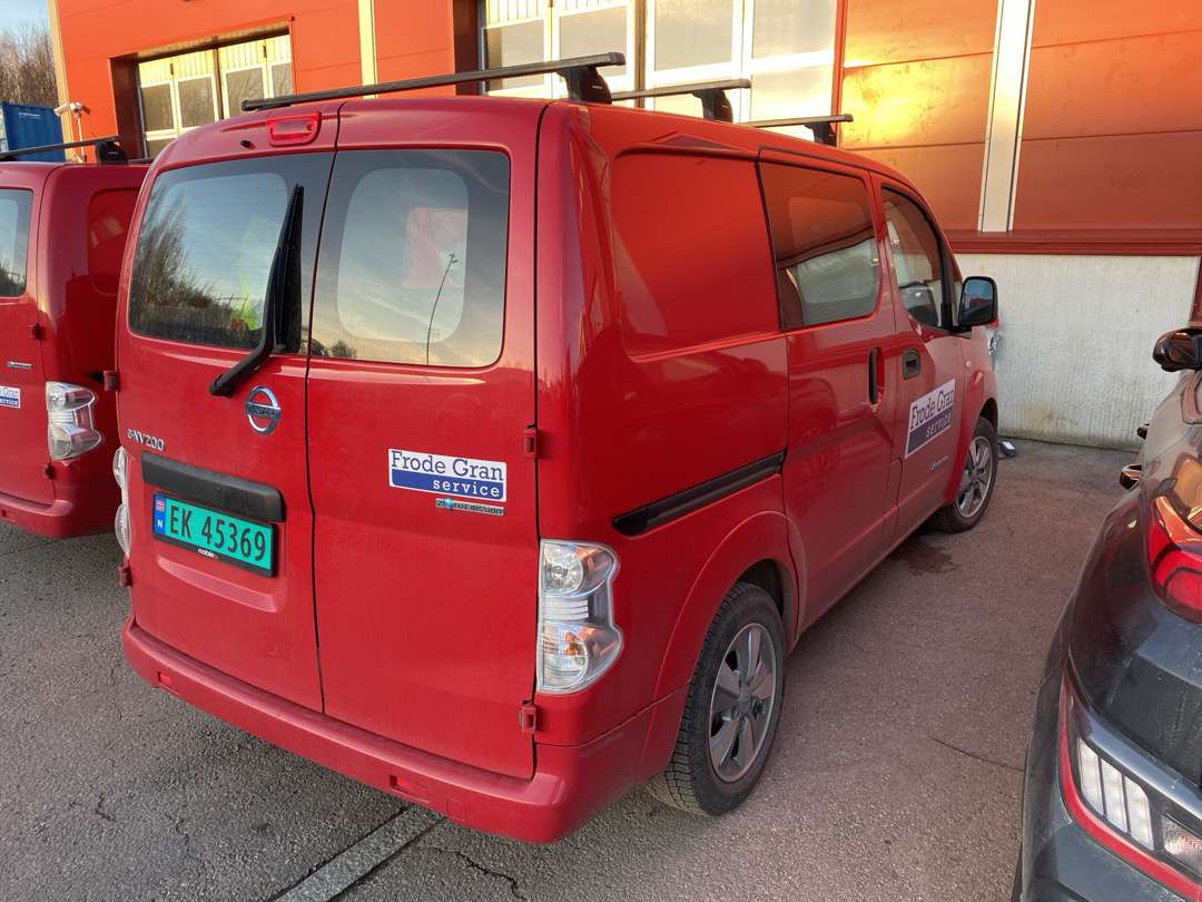 2017 Varebil Nissan NV200 (EU-GODKJENT) - Pieni pakettiauto, Sähköpakettiauto: kuva 2017 Varebil Nissan NV200 (EU-GODKJENT) - Pieni pakettiauto, Sähköpakettiauto 2017 Varebil Nissan NV200 (EU-GODKJENT) - Pieni pakettiauto, Sähköpakettiauto: kuva 2017 Varebil Nissan NV200 (EU-GODKJENT) - Pieni pakettiauto, Sähköpakettiauto