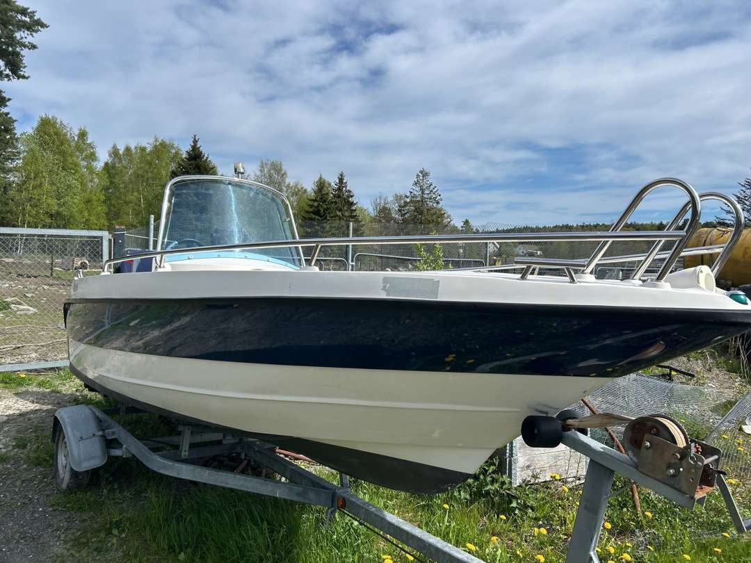19 fots Båt Viksund Marlin 600 + båtmotor Suzuki 90 Hk - Muut kone: kuva 19 fots Båt Viksund Marlin 600 + båtmotor Suzuki 90 Hk - Muut kone 19 fots Båt Viksund Marlin 600 + båtmotor Suzuki 90 Hk - Muut kone: kuva 19 fots Båt Viksund Marlin 600 + båtmotor Suzuki 90 Hk - Muut kone