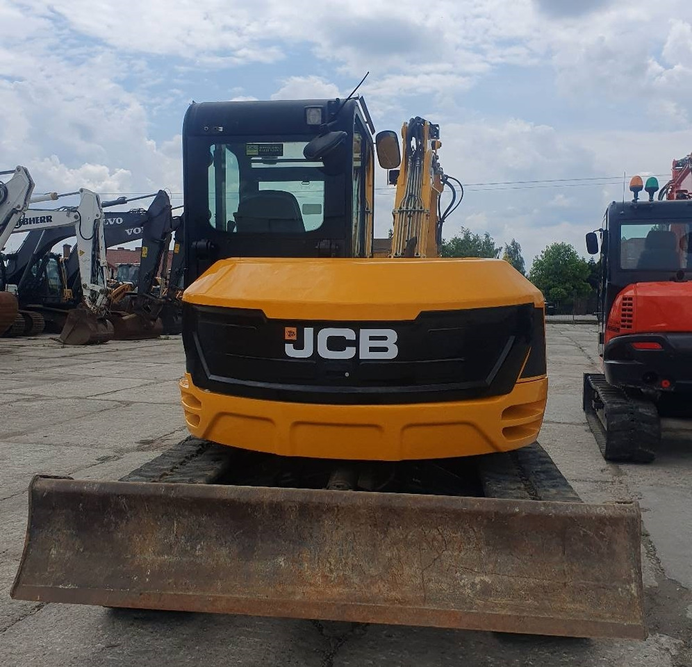 JCB 85 Z-1 - Minikuormaaja: kuva JCB 85 Z-1 - Minikuormaaja JCB 85 Z-1 - Minikuormaaja: kuva JCB 85 Z-1 - Minikuormaaja