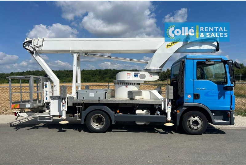 Palfinger P 300 KS | 2015 - Itsekulkevat henkilönostimet: kuva Palfinger P 300 KS | 2015 - Itsekulkevat henkilönostimet Palfinger P 300 KS | 2015 - Itsekulkevat henkilönostimet: kuva Palfinger P 300 KS | 2015 - Itsekulkevat henkilönostimet