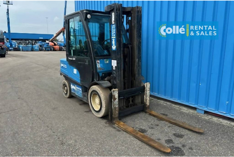 Yale GLP 35 VX | 2015 - Kaasutrukki: kuva Yale GLP 35 VX | 2015 - Kaasutrukki Yale GLP 35 VX | 2015 - Kaasutrukki: kuva Yale GLP 35 VX | 2015 - Kaasutrukki