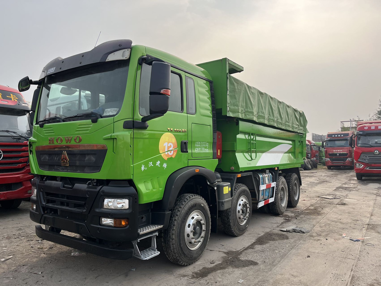 HOWO - Kippiauto kuorma-auto: kuva HOWO - Kippiauto kuorma-auto HOWO - Kippiauto kuorma-auto: kuva HOWO - Kippiauto kuorma-auto