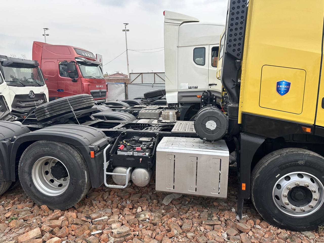 BEIBEN V3 - Vetopöytäauto: kuva BEIBEN V3 - Vetopöytäauto BEIBEN V3 - Vetopöytäauto: kuva BEIBEN V3 - Vetopöytäauto