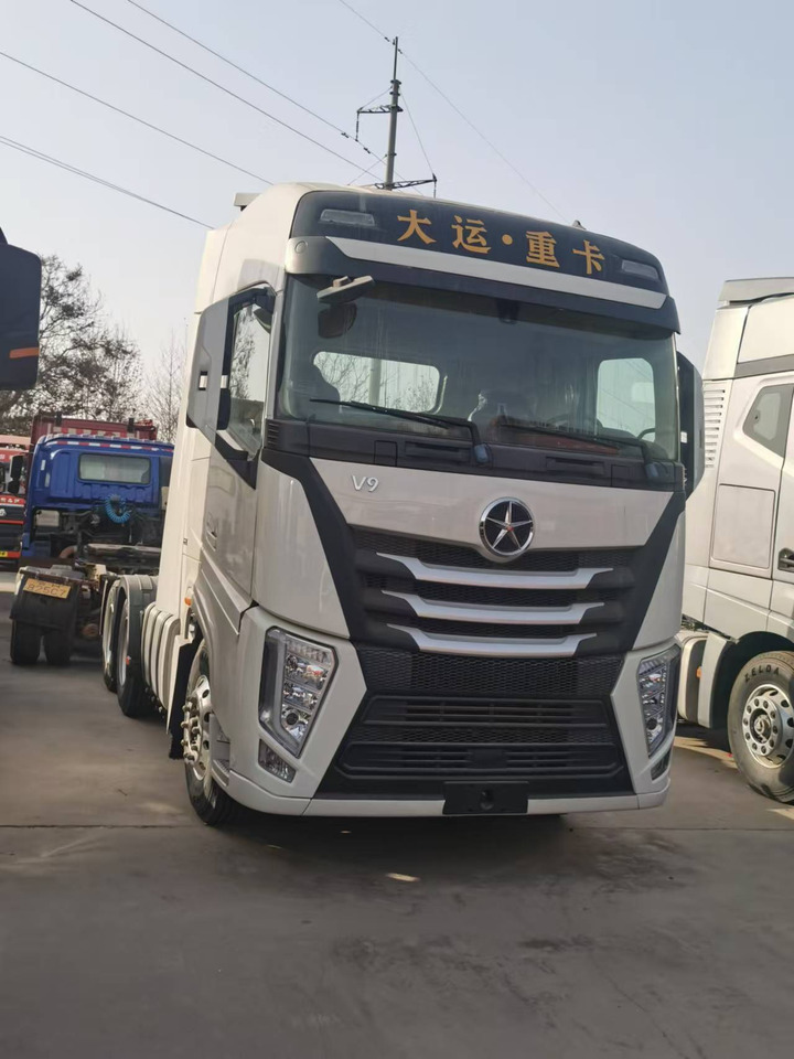 DAYUN V9 - Vetopöytäauto: kuva DAYUN V9 - Vetopöytäauto DAYUN V9 - Vetopöytäauto: kuva DAYUN V9 - Vetopöytäauto