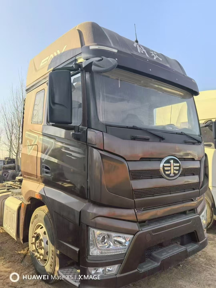 FAW J7 - Vetopöytäauto: kuva FAW J7 - Vetopöytäauto FAW J7 - Vetopöytäauto: kuva FAW J7 - Vetopöytäauto