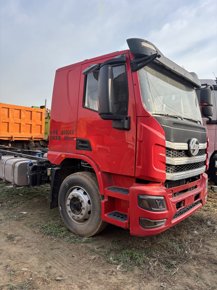 HONGYEN - Vetopöytäauto: kuva HONGYEN - Vetopöytäauto HONGYEN - Vetopöytäauto: kuva HONGYEN - Vetopöytäauto