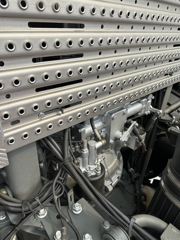 HOWO - Vetopöytäauto: kuva HOWO - Vetopöytäauto HOWO - Vetopöytäauto: kuva HOWO - Vetopöytäauto