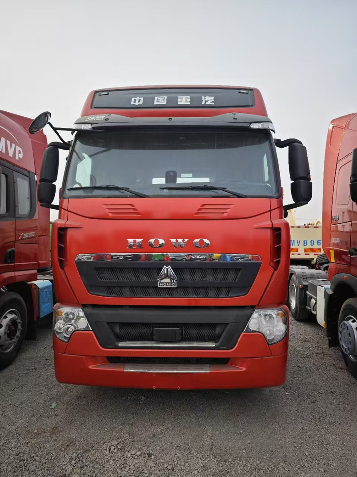 HOWO  - Vetopöytäauto: kuva HOWO  - Vetopöytäauto HOWO  - Vetopöytäauto: kuva HOWO  - Vetopöytäauto