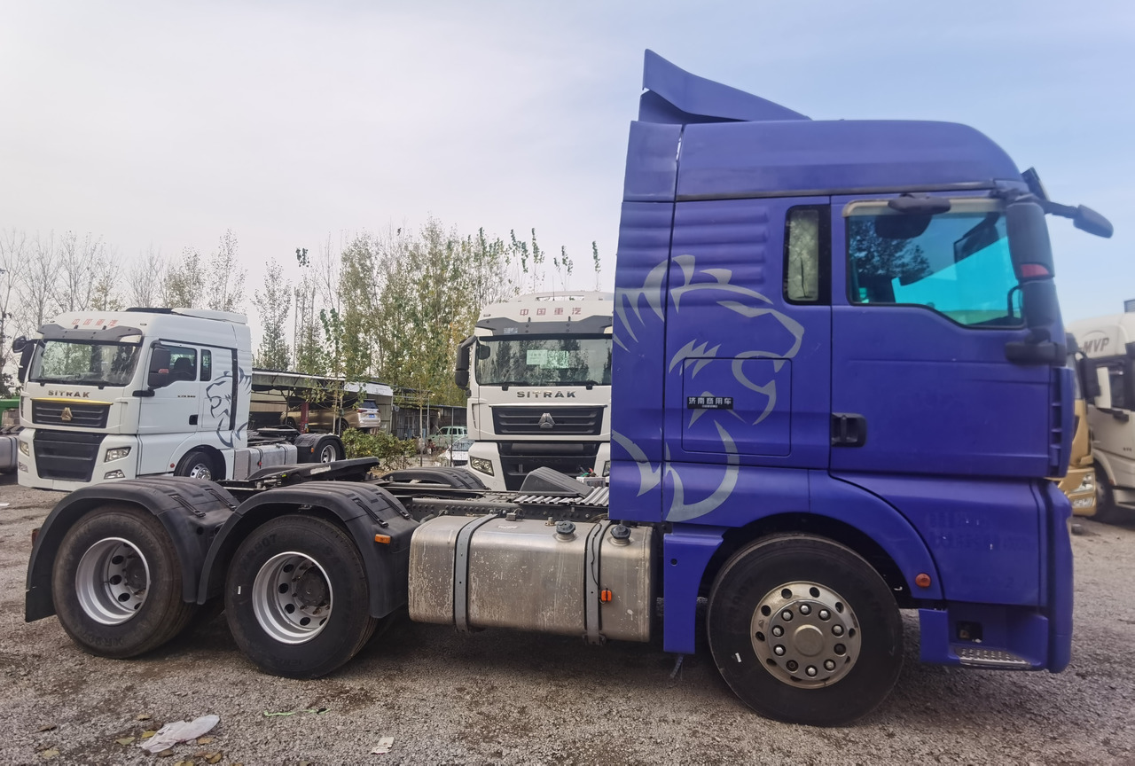 SITRACK HOWO - Vetopöytäauto: kuva SITRACK HOWO - Vetopöytäauto SITRACK HOWO - Vetopöytäauto: kuva SITRACK HOWO - Vetopöytäauto