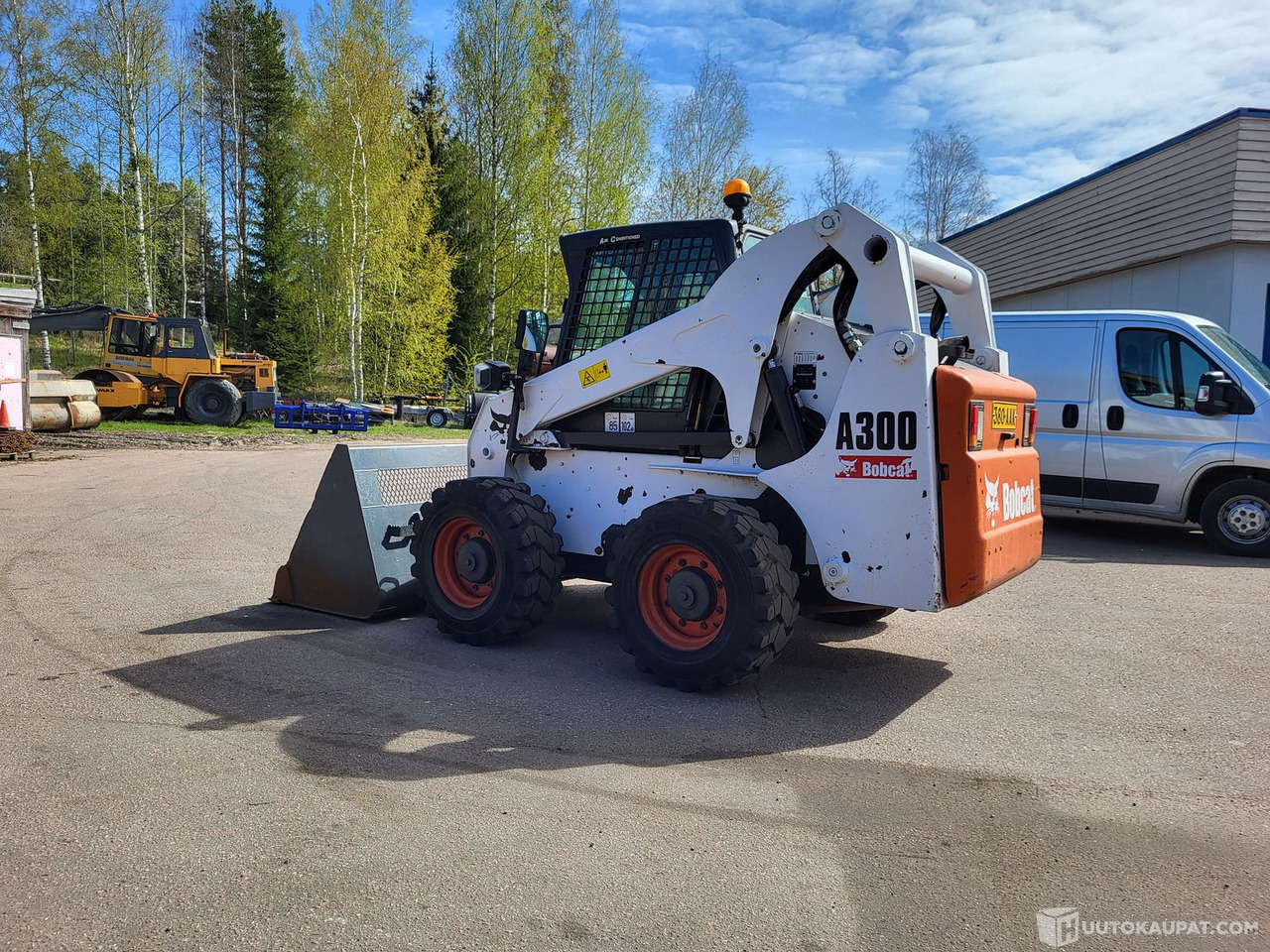 Bobcat A300, liukuohjattava kuormaaja, nelipyöräohjaus,, Kouvola - Liukuohjattu kuormaaja: kuva Bobcat A300, liukuohjattava kuormaaja, nelipyöräohjaus,, Kouvola - Liukuohjattu kuormaaja Bobcat A300, liukuohjattava kuormaaja, nelipyöräohjaus,, Kouvola - Liukuohjattu kuormaaja: kuva Bobcat A300, liukuohjattava kuormaaja, nelipyöräohjaus,, Kouvola - Liukuohjattu kuormaaja