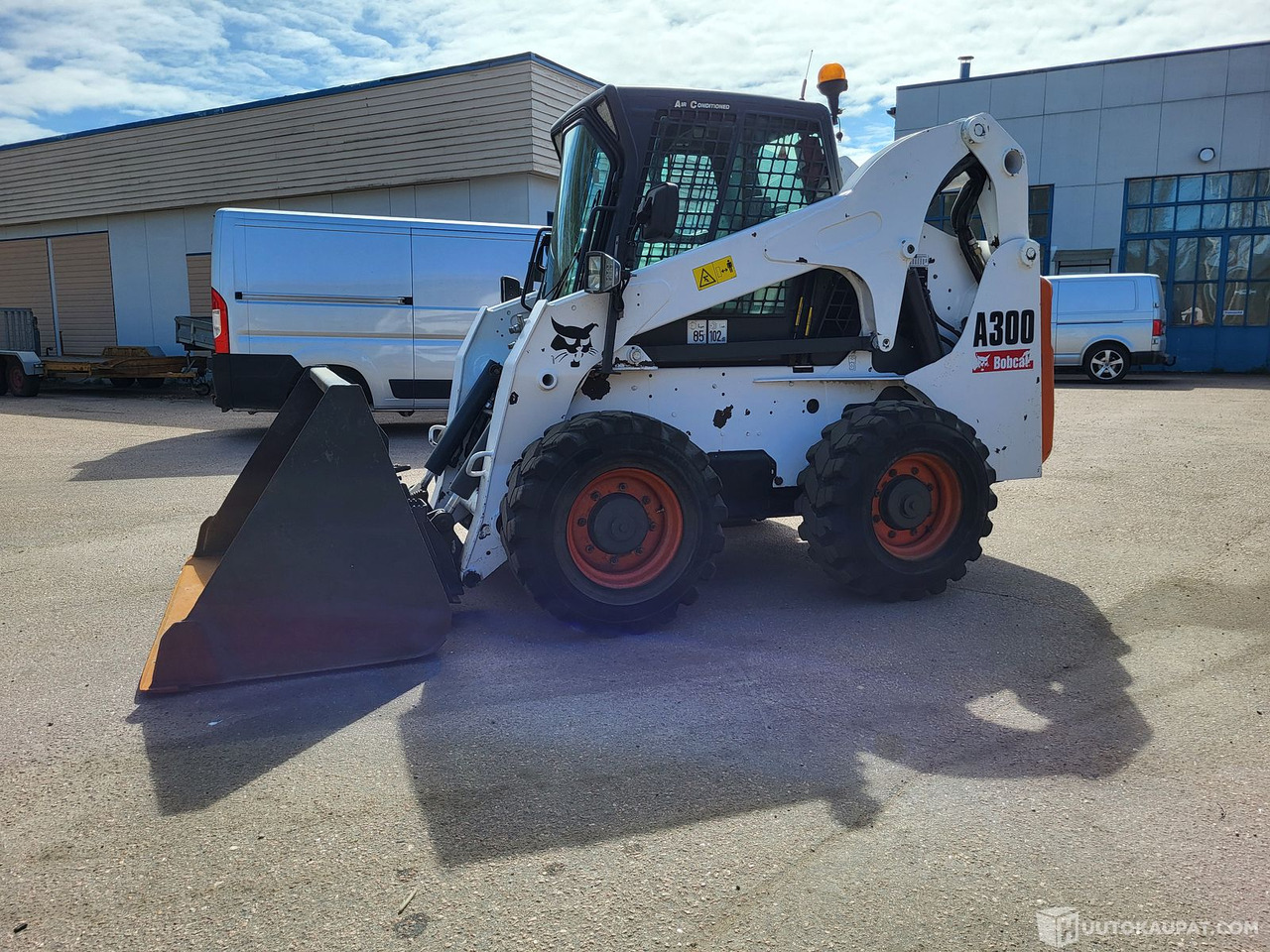 Bobcat A300, liukuohjattava kuormaaja, nelipyöräohjaus,, Kouvola - Liukuohjattu kuormaaja: kuva Bobcat A300, liukuohjattava kuormaaja, nelipyöräohjaus,, Kouvola - Liukuohjattu kuormaaja Bobcat A300, liukuohjattava kuormaaja, nelipyöräohjaus,, Kouvola - Liukuohjattu kuormaaja: kuva Bobcat A300, liukuohjattava kuormaaja, nelipyöräohjaus,, Kouvola - Liukuohjattu kuormaaja