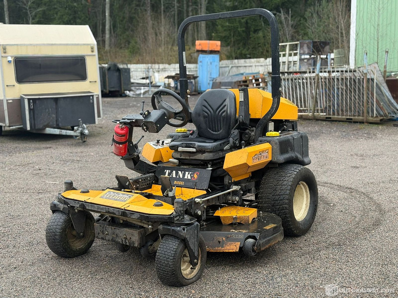 Cub Cadet 6032 TANK suurteholeikkuri Dieselmoottorilla!, Jyväskylä - Ruohonleikkuri: kuva Cub Cadet 6032 TANK suurteholeikkuri Dieselmoottorilla!, Jyväskylä - Ruohonleikkuri Cub Cadet 6032 TANK suurteholeikkuri Dieselmoottorilla!, Jyväskylä - Ruohonleikkuri: kuva Cub Cadet 6032 TANK suurteholeikkuri Dieselmoottorilla!, Jyväskylä - Ruohonleikkuri