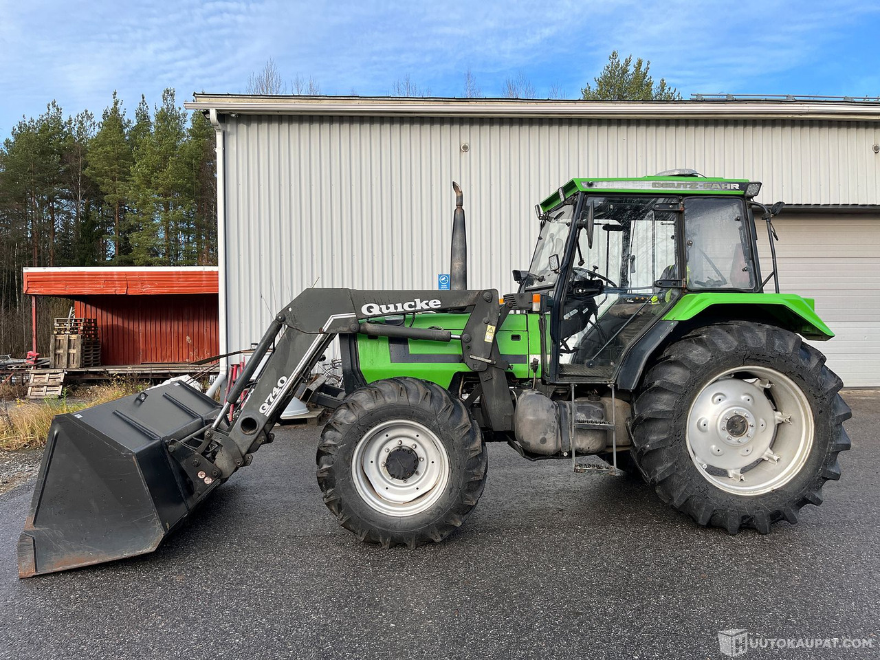 Deutz-Fahr DX 3.90 etukuormaajalla ja kauhalla, vm.1987, MTK25, Virrat - Traktori: kuva Deutz-Fahr DX 3.90 etukuormaajalla ja kauhalla, vm.1987, MTK25, Virrat - Traktori Deutz-Fahr DX 3.90 etukuormaajalla ja kauhalla, vm.1987, MTK25, Virrat - Traktori: kuva Deutz-Fahr DX 3.90 etukuormaajalla ja kauhalla, vm.1987, MTK25, Virrat - Traktori