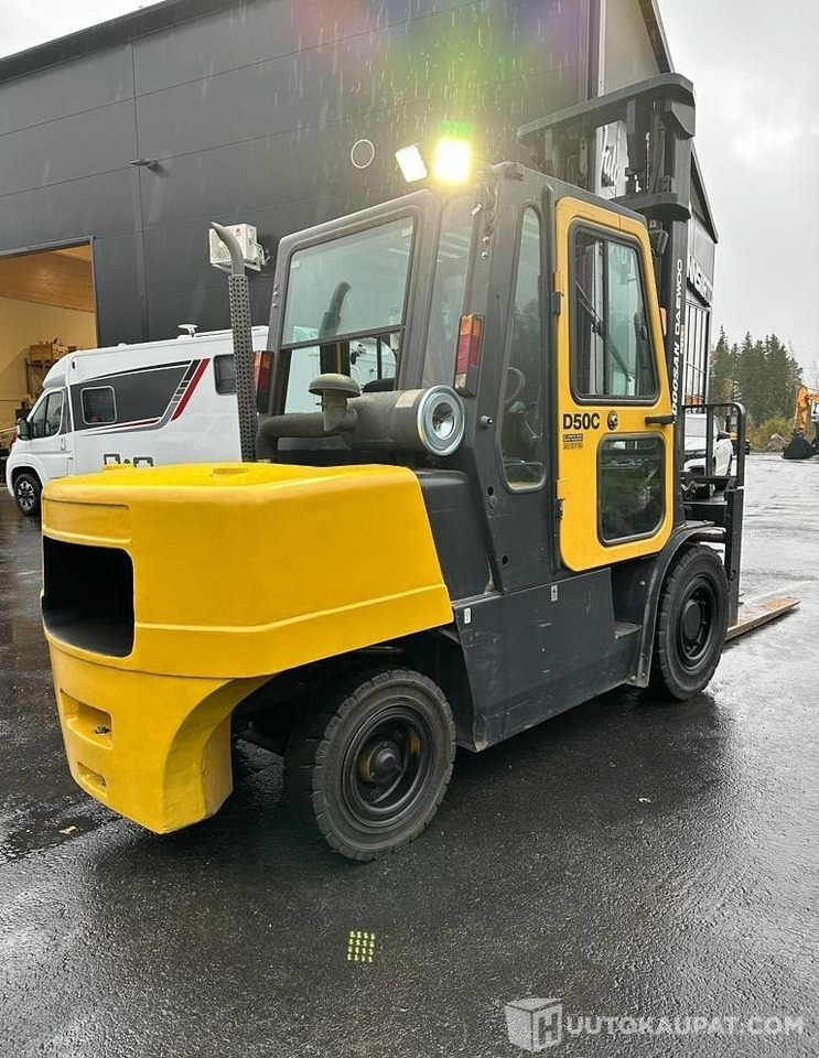 Doosan Daewoo D50-C2, 2007, 4 900 h dieseltrukki, Lempäälä - Dieseltrukki: kuva Doosan Daewoo D50-C2, 2007, 4 900 h dieseltrukki, Lempäälä - Dieseltrukki Doosan Daewoo D50-C2, 2007, 4 900 h dieseltrukki, Lempäälä - Dieseltrukki: kuva Doosan Daewoo D50-C2, 2007, 4 900 h dieseltrukki, Lempäälä - Dieseltrukki