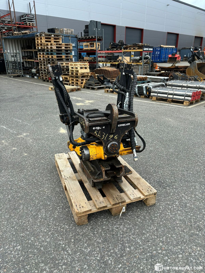 Engcon EC 219 tiltti, Lempäälä - Rototilt: kuva Engcon EC 219 tiltti, Lempäälä - Rototilt Engcon EC 219 tiltti, Lempäälä - Rototilt: kuva Engcon EC 219 tiltti, Lempäälä - Rototilt