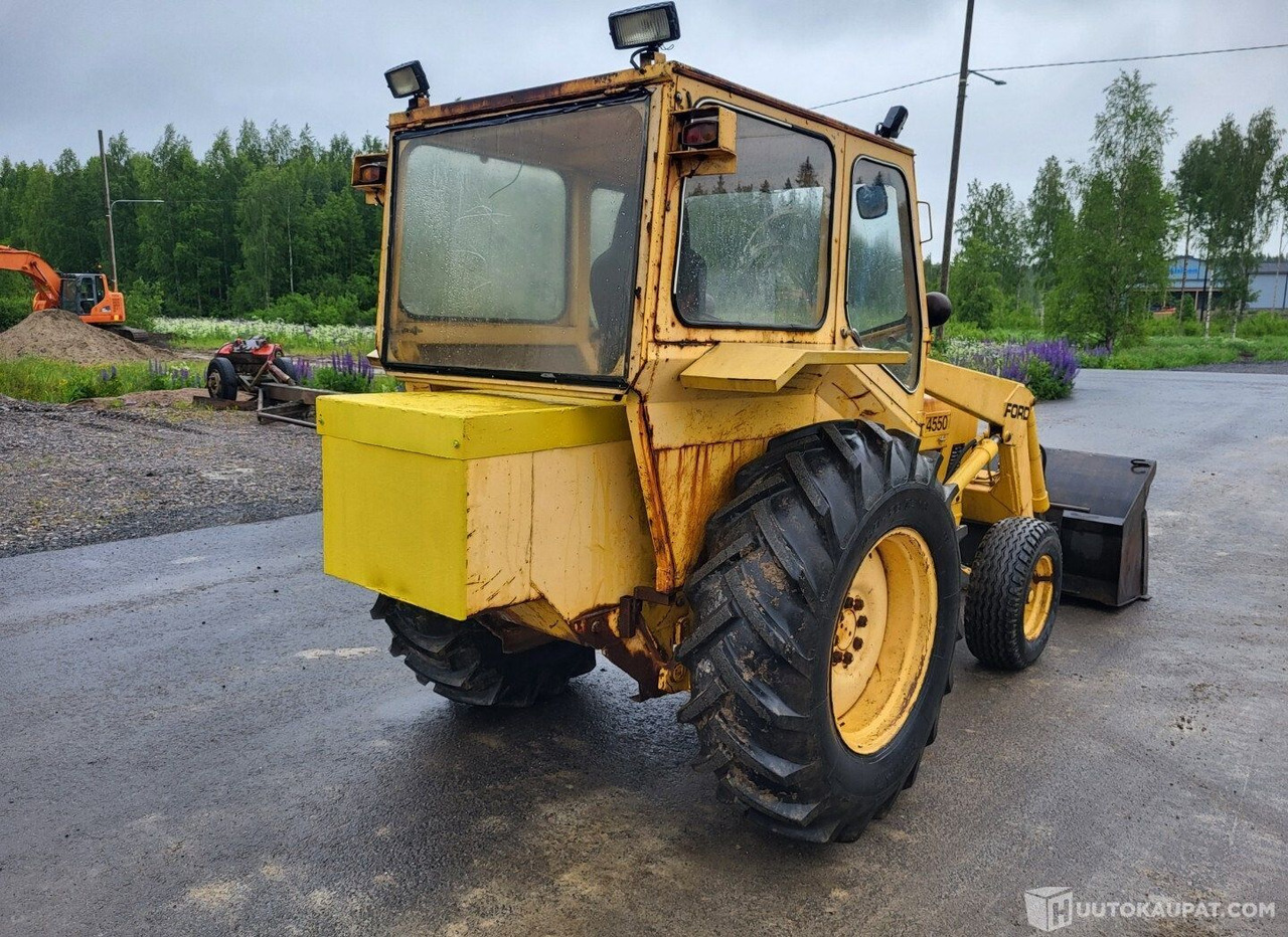 Ford 4550, 1971, Diesel Traktori + etukuormaaja MTK25, Virrat - Traktori: kuva  Ford 4550, 1971, Diesel Traktori + etukuormaaja MTK25, Virrat - Traktori Ford 4550, 1971, Diesel Traktori + etukuormaaja MTK25, Virrat - Traktori: kuva  Ford 4550, 1971, Diesel Traktori + etukuormaaja MTK25, Virrat - Traktori