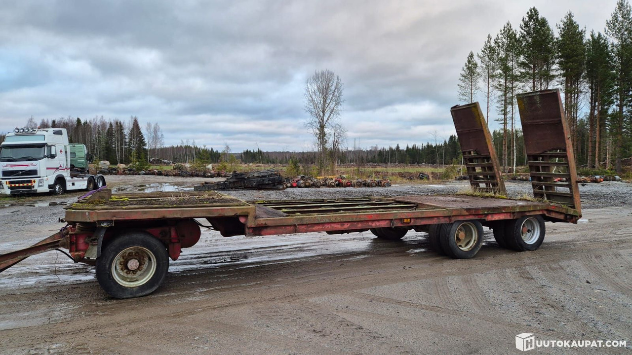 Goldhofer trailer chassis, Uusikaarlepyy - Maatalous lavaperävaunu: kuva Goldhofer trailer chassis, Uusikaarlepyy - Maatalous lavaperävaunu Goldhofer trailer chassis, Uusikaarlepyy - Maatalous lavaperävaunu: kuva Goldhofer trailer chassis, Uusikaarlepyy - Maatalous lavaperävaunu