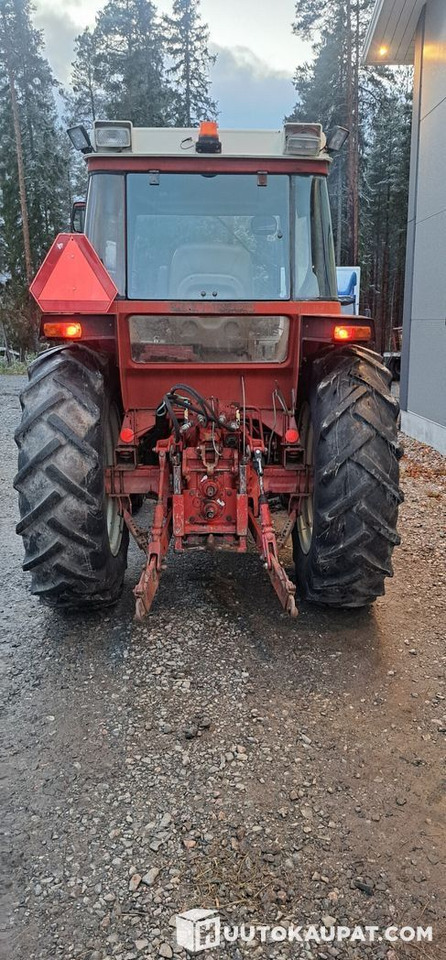 International 585XL, 1985, Diesel, 6 147 h Traktori, Kruunupyy - Traktori: kuva International 585XL, 1985, Diesel, 6 147 h Traktori, Kruunupyy - Traktori International 585XL, 1985, Diesel, 6 147 h Traktori, Kruunupyy - Traktori: kuva International 585XL, 1985, Diesel, 6 147 h Traktori, Kruunupyy - Traktori