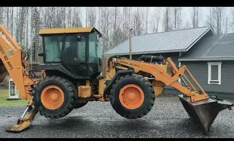 James 92 MPC, 1982 tractor excavator, Leppävirta - Kaivuri-trukki: kuva James 92 MPC, 1982 tractor excavator, Leppävirta - Kaivuri-trukki James 92 MPC, 1982 tractor excavator, Leppävirta - Kaivuri-trukki: kuva James 92 MPC, 1982 tractor excavator, Leppävirta - Kaivuri-trukki