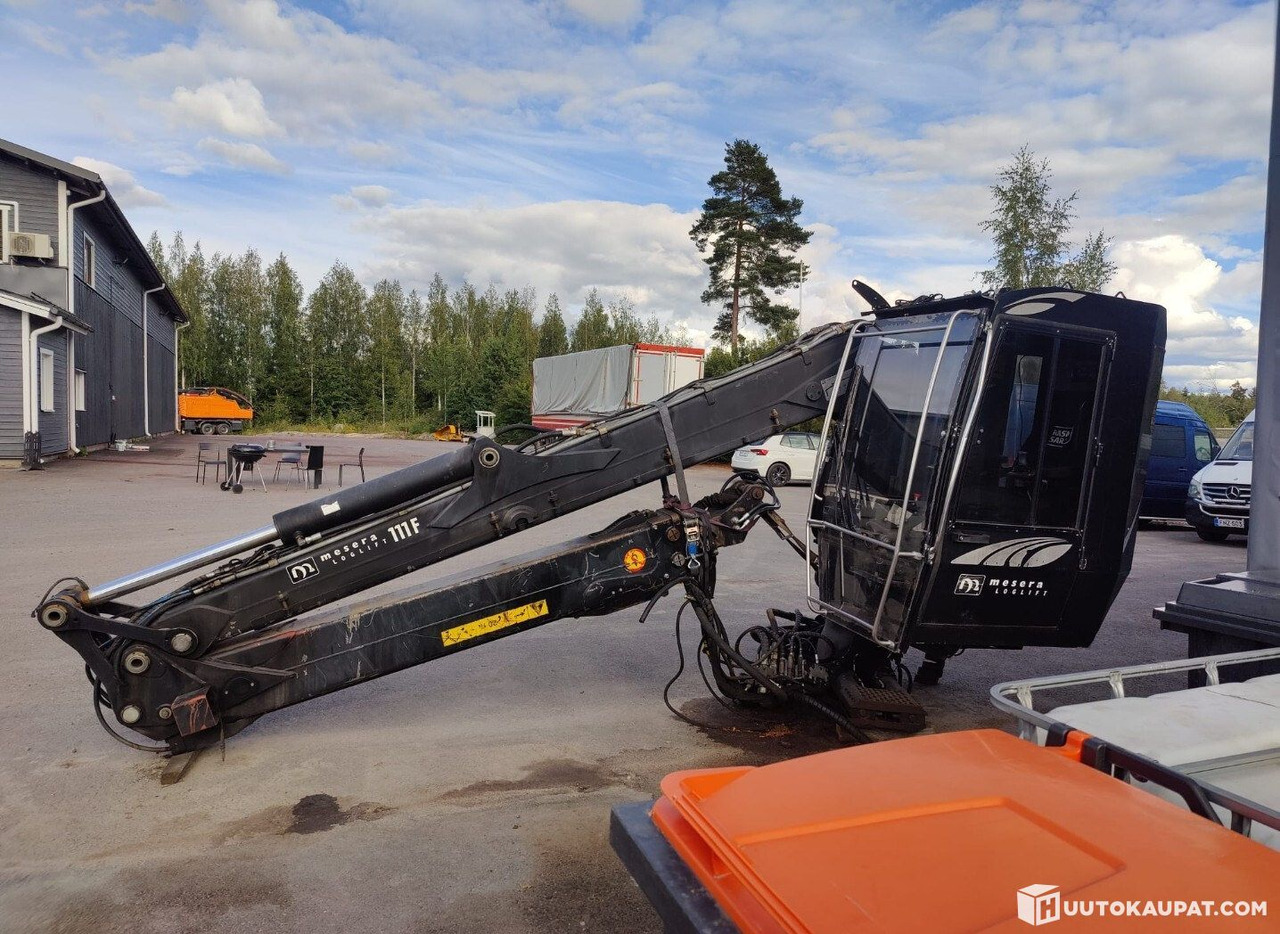 Loglift Mesera / Loglift F111FT Electrically operated log loader crane, 2011, 9,000 h, Hämeenlinna - Kappaletavaranosturi: kuva Loglift Mesera / Loglift F111FT Electrically operated log loader crane, 2011, 9,000 h, Hämeenlinna - Kappaletavaranosturi Loglift Mesera / Loglift F111FT Electrically operated log loader crane, 2011, 9,000 h, Hämeenlinna - Kappaletavaranosturi: kuva Loglift Mesera / Loglift F111FT Electrically operated log loader crane, 2011, 9,000 h, Hämeenlinna - Kappaletavaranosturi