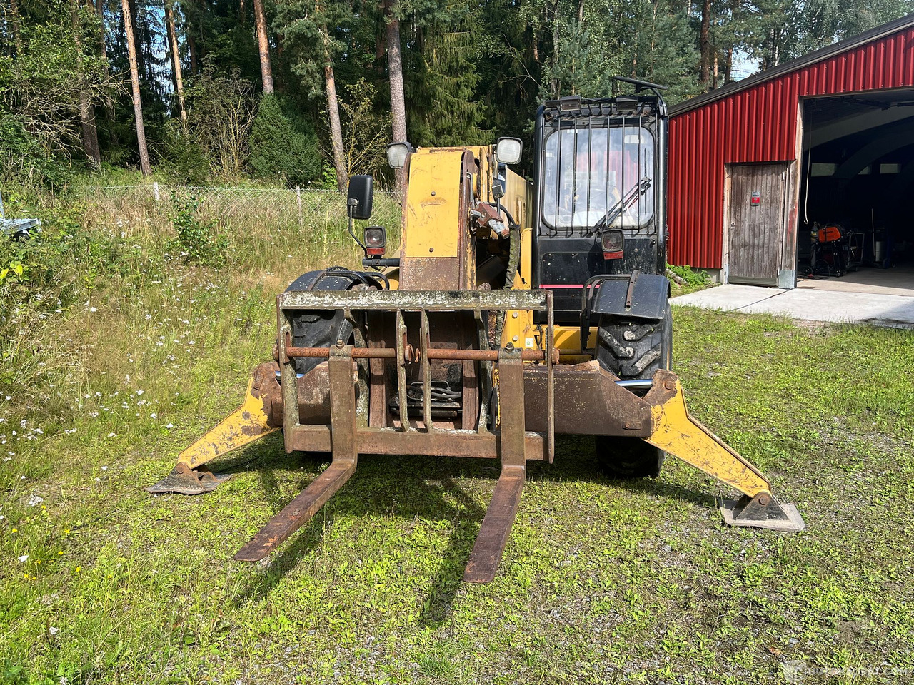 Caterpillar TH63, kurottaja piikeillä ja kauhalla, 2002, Loppi - Maatalouskoneet: kuva Caterpillar TH63, kurottaja piikeillä ja kauhalla, 2002, Loppi - Maatalouskoneet Caterpillar TH63, kurottaja piikeillä ja kauhalla, 2002, Loppi - Maatalouskoneet: kuva Caterpillar TH63, kurottaja piikeillä ja kauhalla, 2002, Loppi - Maatalouskoneet