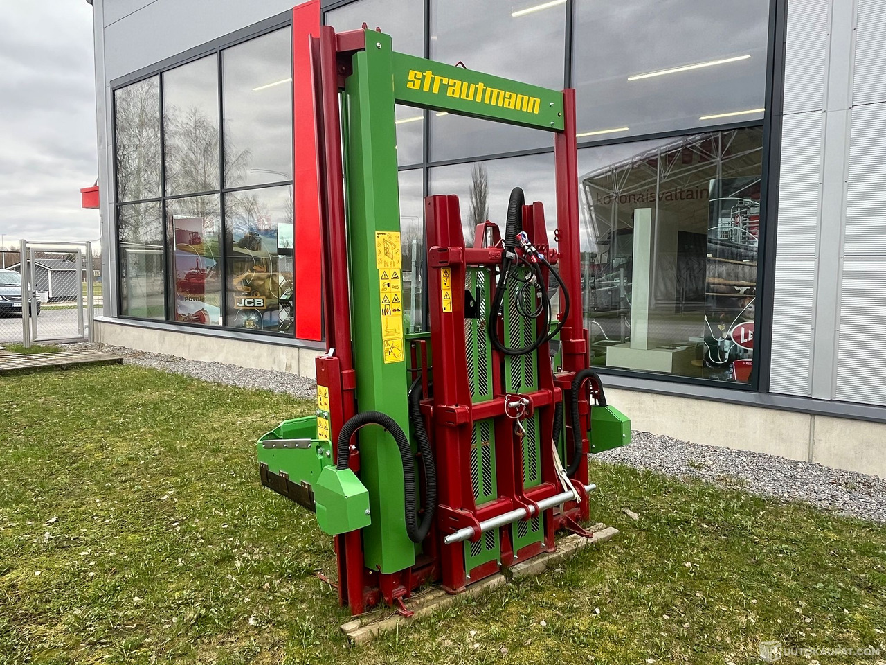 Strautmann Hydrofox HQ 2800, Rehuleikkuri, 2023, Hämeenlinna - Maatalouskoneet: kuva Strautmann Hydrofox HQ 2800, Rehuleikkuri, 2023, Hämeenlinna - Maatalouskoneet Strautmann Hydrofox HQ 2800, Rehuleikkuri, 2023, Hämeenlinna - Maatalouskoneet: kuva Strautmann Hydrofox HQ 2800, Rehuleikkuri, 2023, Hämeenlinna - Maatalouskoneet