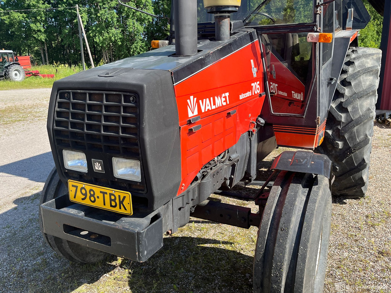 Valmet 705, Traktori, harrastajalta, 1990, Salo - Maatalouskoneet: kuva Valmet 705, Traktori, harrastajalta, 1990, Salo - Maatalouskoneet Valmet 705, Traktori, harrastajalta, 1990, Salo - Maatalouskoneet: kuva Valmet 705, Traktori, harrastajalta, 1990, Salo - Maatalouskoneet