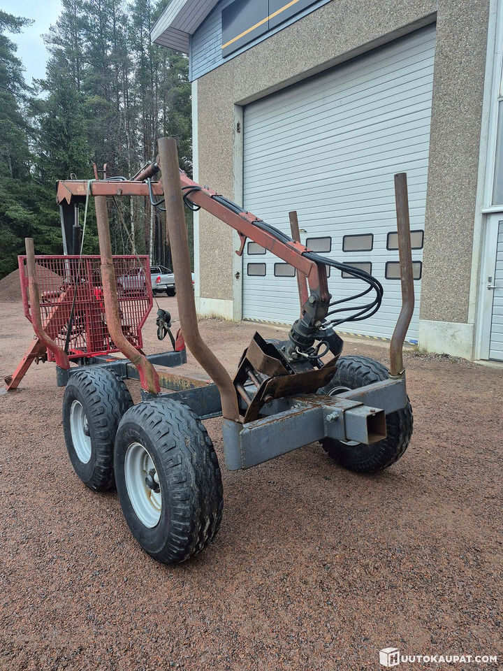 Patu 1800 loader with hydraulic pre-steering + forestry trailer, Honkajoki - Metsäperävaunu: kuva Patu 1800 loader with hydraulic pre-steering + forestry trailer, Honkajoki - Metsäperävaunu Patu 1800 loader with hydraulic pre-steering + forestry trailer, Honkajoki - Metsäperävaunu: kuva Patu 1800 loader with hydraulic pre-steering + forestry trailer, Honkajoki - Metsäperävaunu