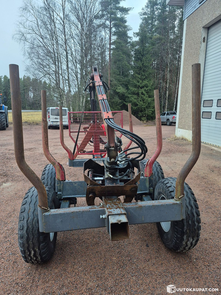 Patu 1800 loader with hydraulic pre-steering + forestry trailer, Honkajoki - Metsäperävaunu: kuva Patu 1800 loader with hydraulic pre-steering + forestry trailer, Honkajoki - Metsäperävaunu Patu 1800 loader with hydraulic pre-steering + forestry trailer, Honkajoki - Metsäperävaunu: kuva Patu 1800 loader with hydraulic pre-steering + forestry trailer, Honkajoki - Metsäperävaunu