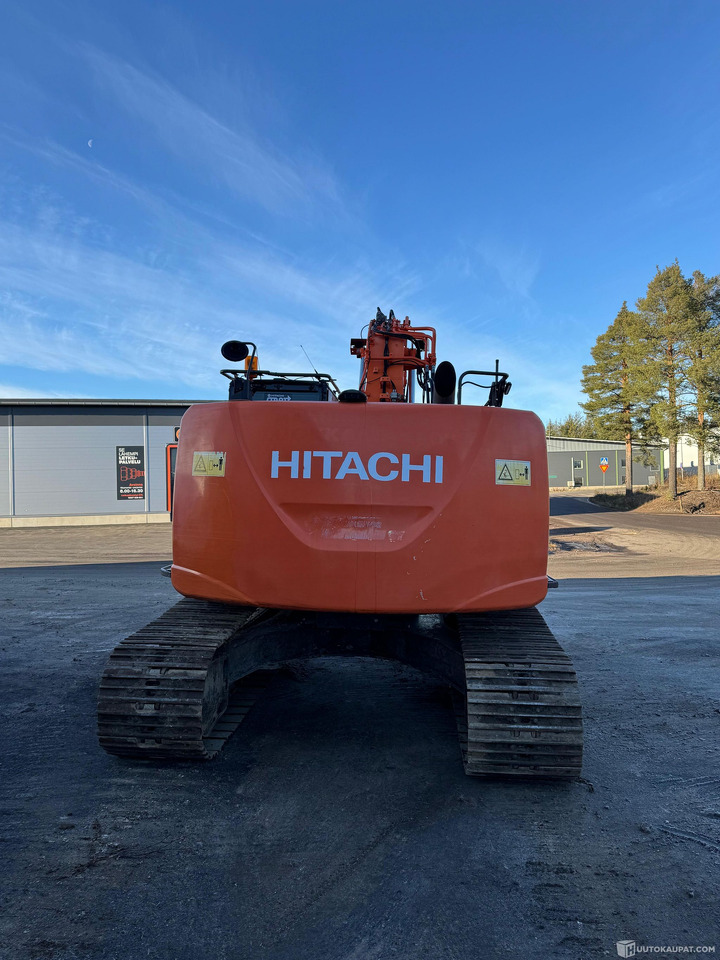 Hitachi ZX225USRLC-5, 2015, Rovaniemi - Rakennuskoneet: kuva Hitachi ZX225USRLC-5, 2015, Rovaniemi - Rakennuskoneet Hitachi ZX225USRLC-5, 2015, Rovaniemi - Rakennuskoneet: kuva Hitachi ZX225USRLC-5, 2015, Rovaniemi - Rakennuskoneet