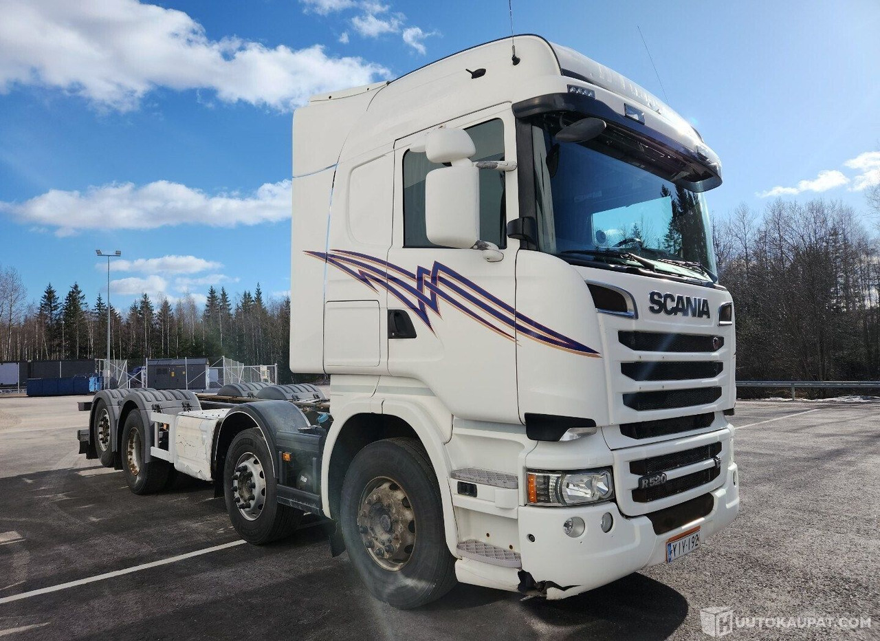 Scania R520 2+2 Alusta, 2015, 16.0 l, Diesel, 880 000 km, Vantaa - Kuorma-auto alusta: kuva Scania R520 2+2 Alusta, 2015, 16.0 l, Diesel, 880 000 km, Vantaa - Kuorma-auto alusta Scania R520 2+2 Alusta, 2015, 16.0 l, Diesel, 880 000 km, Vantaa - Kuorma-auto alusta: kuva Scania R520 2+2 Alusta, 2015, 16.0 l, Diesel, 880 000 km, Vantaa - Kuorma-auto alusta