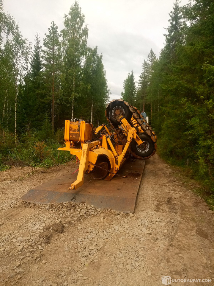 Suokone Meri RT-6.0, 2004, Viitasaari - Pyöräalustainen kaivinkone: kuva Suokone Meri RT-6.0, 2004, Viitasaari - Pyöräalustainen kaivinkone Suokone Meri RT-6.0, 2004, Viitasaari - Pyöräalustainen kaivinkone: kuva Suokone Meri RT-6.0, 2004, Viitasaari - Pyöräalustainen kaivinkone