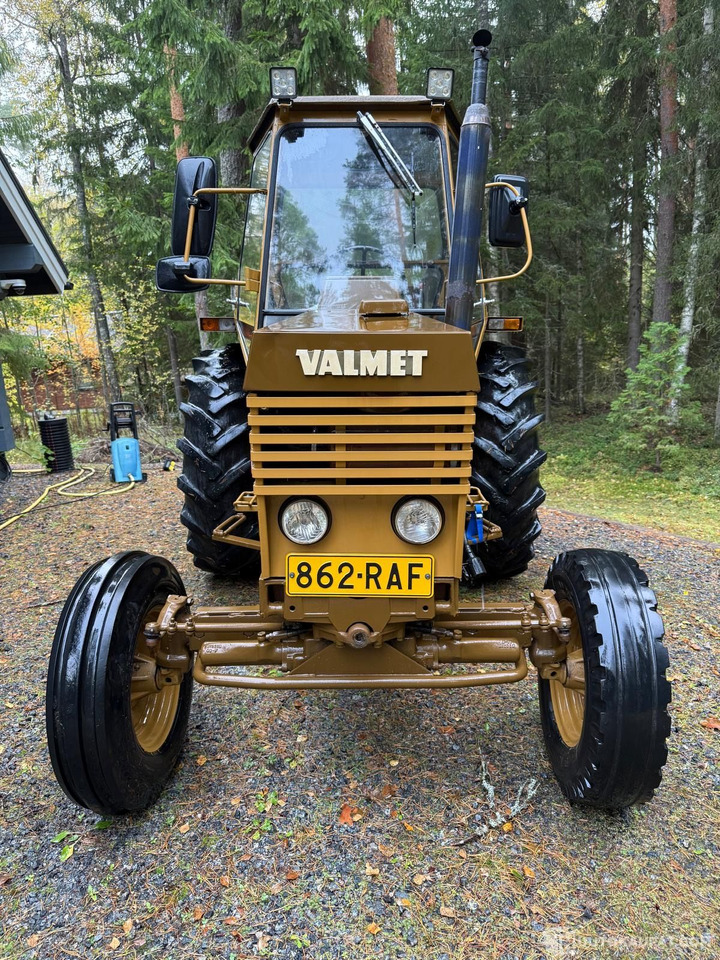 Valmet 502, 1975 + Perälevy, Mänttä-Vilppula - Traktori: kuva Valmet 502, 1975 + Perälevy, Mänttä-Vilppula - Traktori Valmet 502, 1975 + Perälevy, Mänttä-Vilppula - Traktori: kuva Valmet 502, 1975 + Perälevy, Mänttä-Vilppula - Traktori