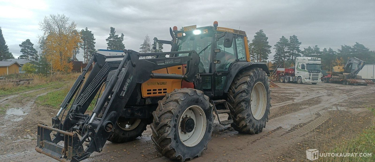 Valtra 8450, 2000, Diesel Traktori MTK25, Leppävirta - Traktori: kuva Valtra 8450, 2000, Diesel Traktori MTK25, Leppävirta - Traktori Valtra 8450, 2000, Diesel Traktori MTK25, Leppävirta - Traktori: kuva Valtra 8450, 2000, Diesel Traktori MTK25, Leppävirta - Traktori