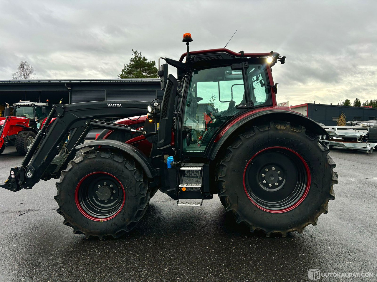 Valtra N175 traktori, 2024, vain 360h!! MTK25, Kempele - Traktori: kuva Valtra N175 traktori, 2024, vain 360h!! MTK25, Kempele - Traktori Valtra N175 traktori, 2024, vain 360h!! MTK25, Kempele - Traktori: kuva Valtra N175 traktori, 2024, vain 360h!! MTK25, Kempele - Traktori