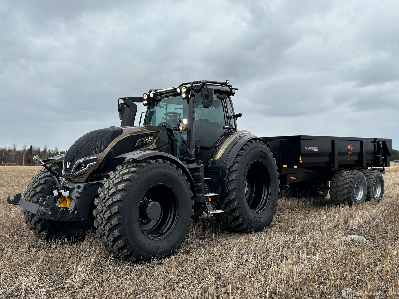 Valtra T 195 + Palmse Trailer, 2024 Tästä kylän komein yhdistelmä!, Kempele - Traktori: kuva Valtra T 195 + Palmse Trailer, 2024 Tästä kylän komein yhdistelmä!, Kempele - Traktori Valtra T 195 + Palmse Trailer, 2024 Tästä kylän komein yhdistelmä!, Kempele - Traktori: kuva Valtra T 195 + Palmse Trailer, 2024 Tästä kylän komein yhdistelmä!, Kempele - Traktori
