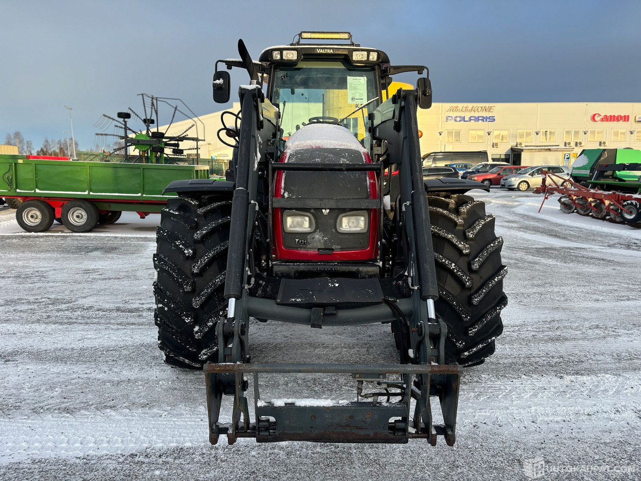 Valtra T131H kuormaajalla.Todella siisti ja vähän ajettu!, 2008 MTK25, Tornio - Traktori: kuva Valtra T131H kuormaajalla.Todella siisti ja vähän ajettu!, 2008 MTK25, Tornio - Traktori Valtra T131H kuormaajalla.Todella siisti ja vähän ajettu!, 2008 MTK25, Tornio - Traktori: kuva Valtra T131H kuormaajalla.Todella siisti ja vähän ajettu!, 2008 MTK25, Tornio - Traktori
