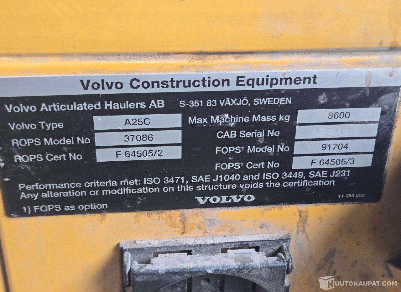 Nivelkippiauto Volvo A25c6.7 6x6 dumpperi, 25545h, 1998, Kurikka: kuva Nivelkippiauto Volvo A25c6.7 6x6 dumpperi, 25545h, 1998, Kurikka