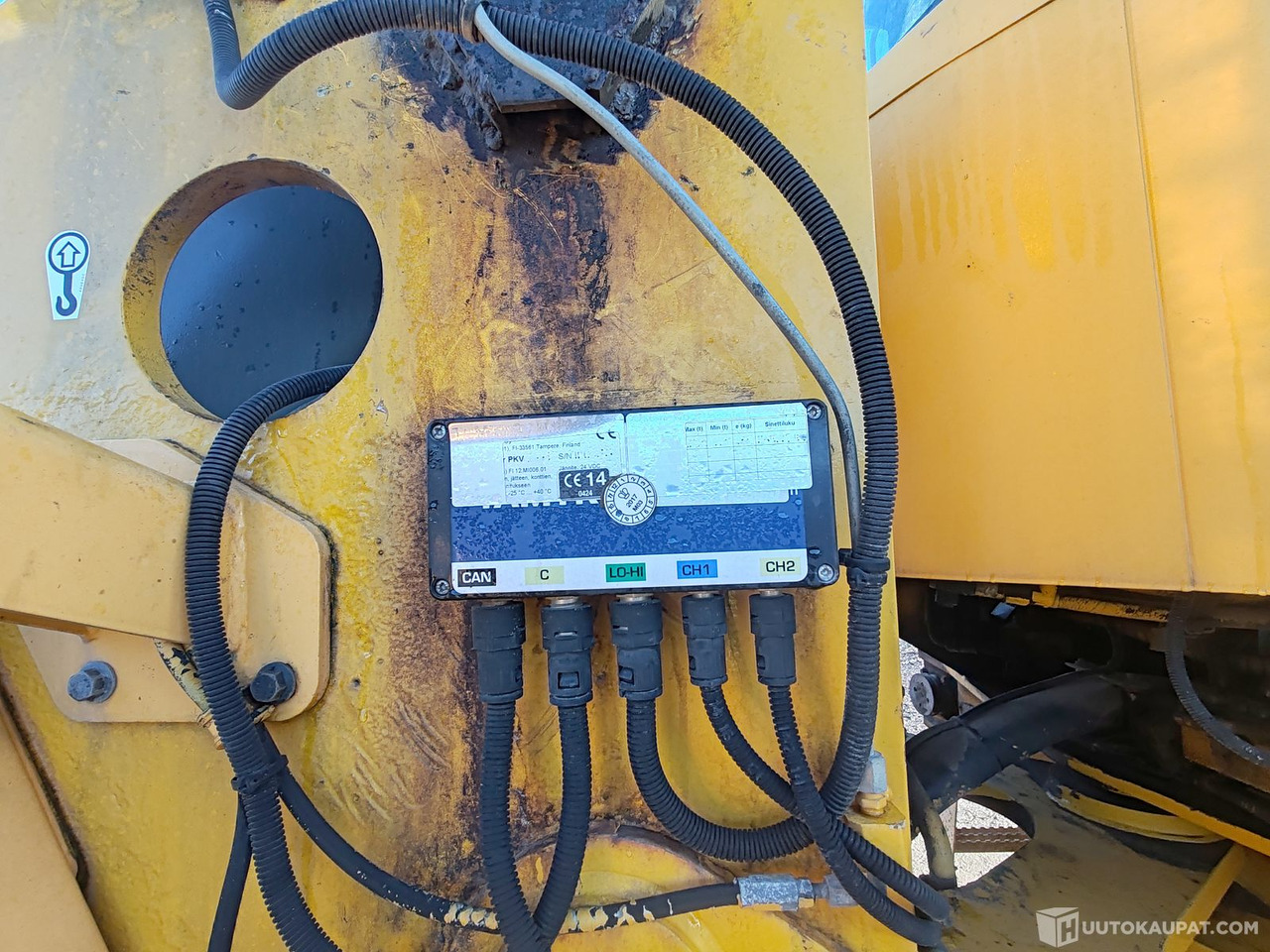 Volvo L220D pyöräkuormaaja, 21279h, 1998, Karvia - Pyöräkuormaaja: kuva  Volvo L220D pyöräkuormaaja, 21279h, 1998, Karvia - Pyöräkuormaaja Volvo L220D pyöräkuormaaja, 21279h, 1998, Karvia - Pyöräkuormaaja: kuva  Volvo L220D pyöräkuormaaja, 21279h, 1998, Karvia - Pyöräkuormaaja