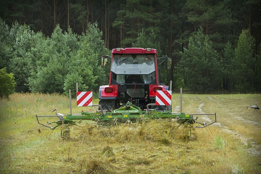 Pronar PWP 460 - Pöyhin: kuva Pronar PWP 460 - Pöyhin Pronar PWP 460 - Pöyhin: kuva Pronar PWP 460 - Pöyhin